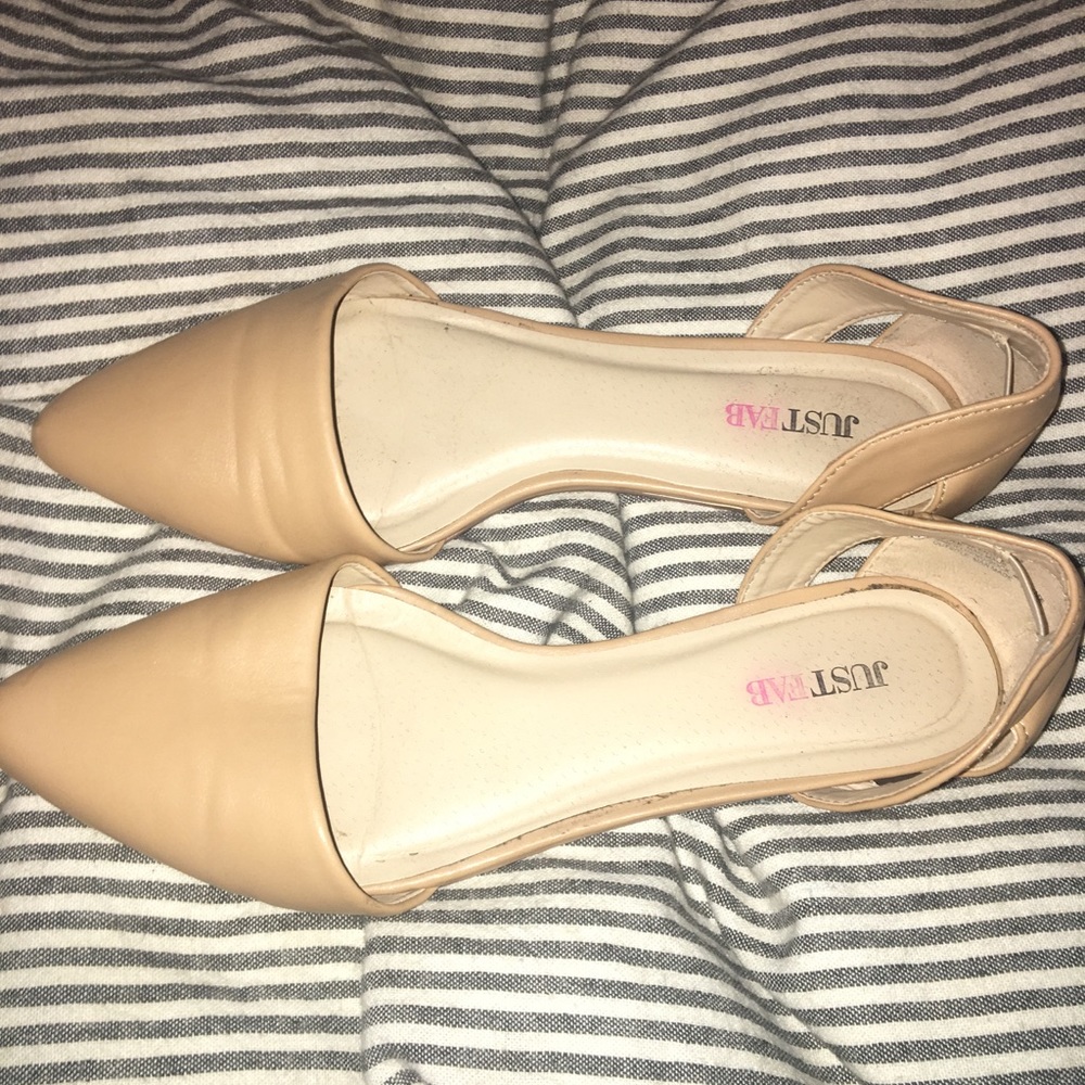 Tan Flats